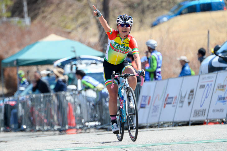 F(女子) 福田咲枝(フィッツ)が残り500mの逆転劇で優勝