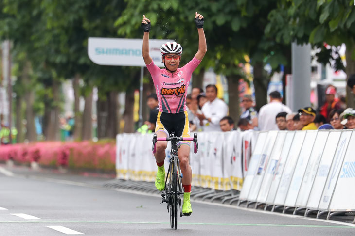 F 唐見実世子(弱虫ペダルサイクリングチーム)が優勝