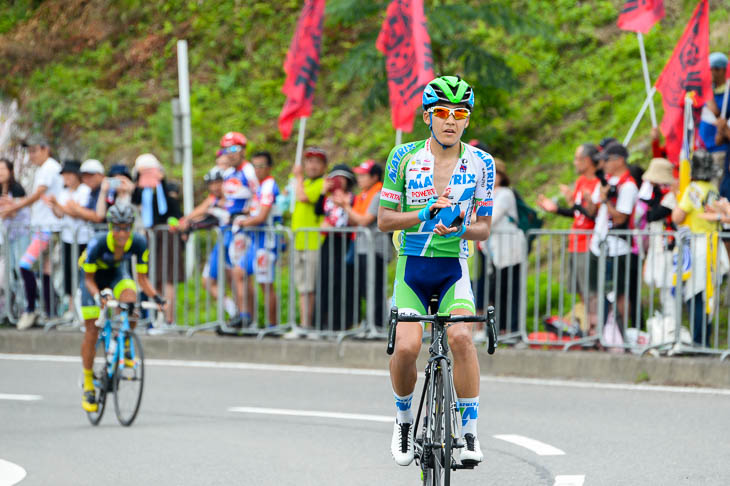 2位田窪賢次(マトリックスパワータグ)、3位才田直人(レオモ・ベルマーレレーシングチーム)
