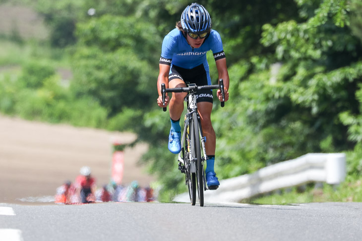 全日本選手権2017 単独逃げを続ける西村大輝(シマノレーシング)