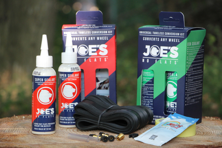 ジョーズノーフラッツ UNIVERSAL TUBELESS KIT(スーパーシーラントキット、エコシーラントキット)