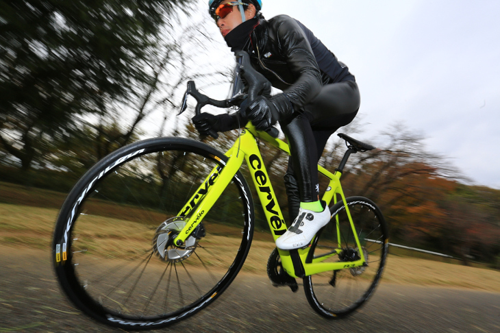 「小型化したブラケットのおかげでストレスフリーな操作性を獲得した」辻本尚希(L-Breath Bike)
