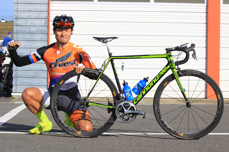 坂大恵太さん(チームオーベスト)キャノンデール SUPERSIX EVO