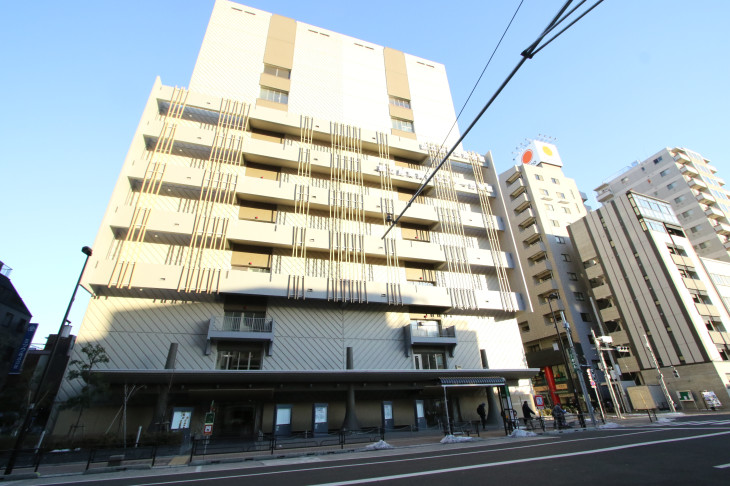 数多くのブランドが産業貿易センターに集まった