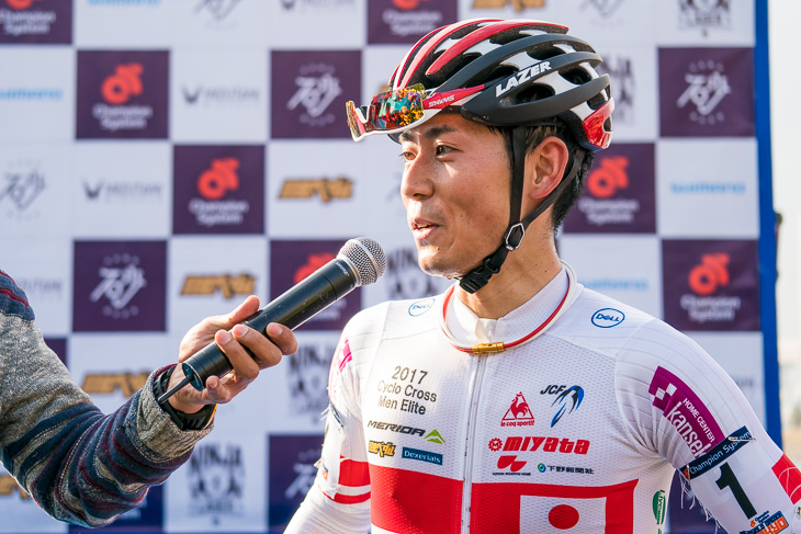 「今日のコースは悠の方が得意なのはわかっていたので」と序盤の仕掛けについて語った小坂光(宇都宮ブリッツェンシクロクロスチーム)