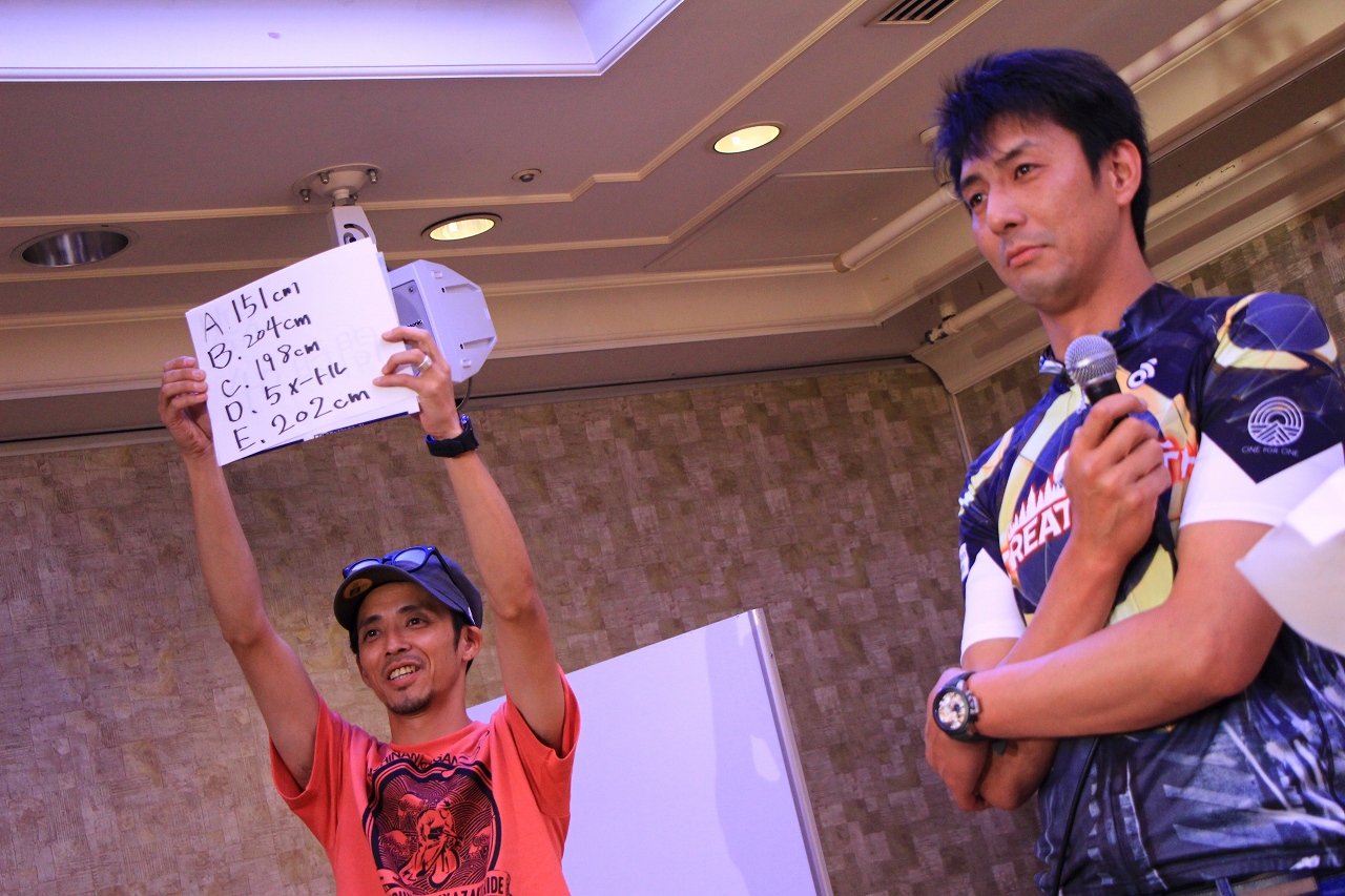 山本さんの身長は何センチでしょう!