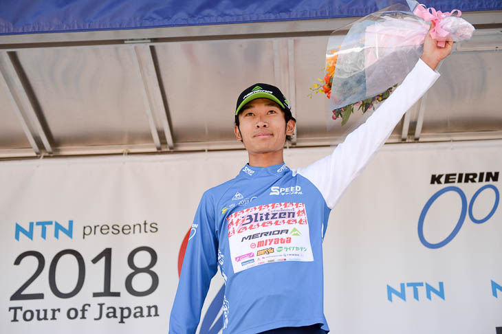 ポイント賞ジャージを着た雨澤毅明(宇都宮ブリッツェン)