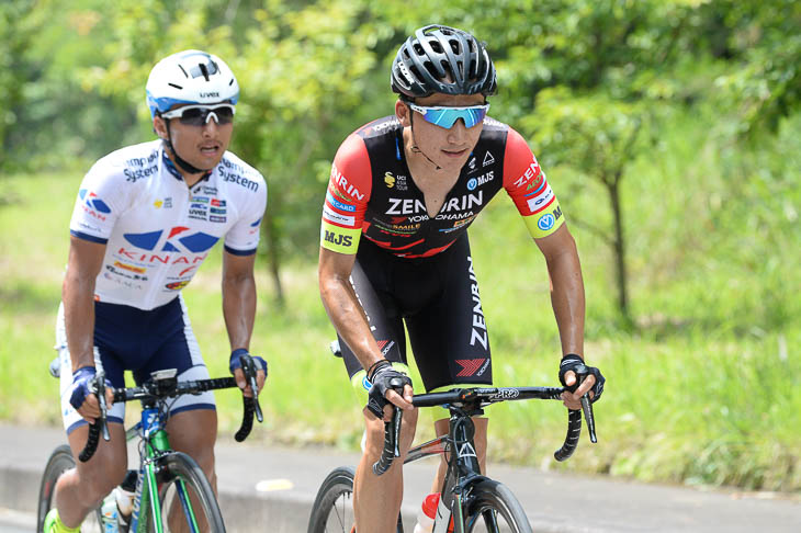 13周目 小石祐馬(チーム右京)と山本元喜(キナンサイクリングチーム)の2人が逃げる
