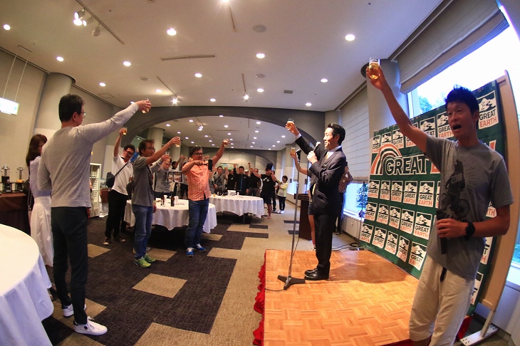 それでは乾杯―!