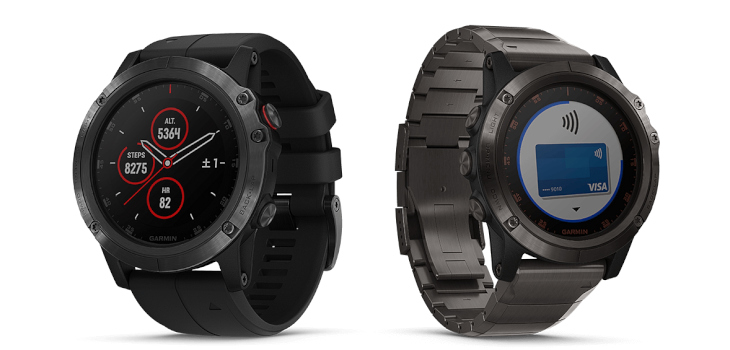 ガーミン fenix 5X Plus Sapphire(左Black、右Ti Black)