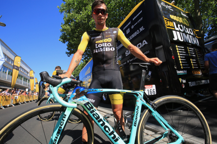 プリモシュ・ログリッチェ(スロベニア)のスペシャルデザインをあしらったOltre XR4も登場