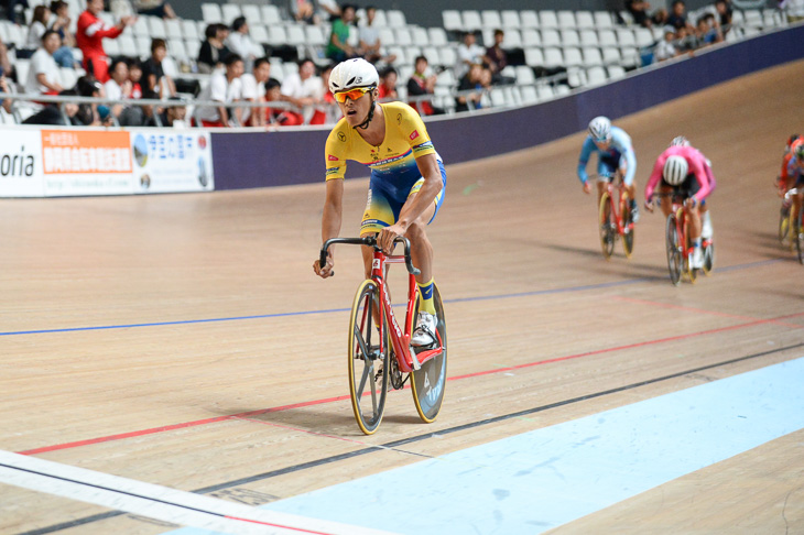 オムニアム・スクラッチ 松本憲斗(鹿屋体育大学)が1位