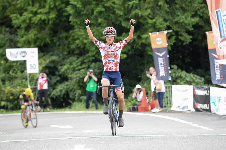 増田成幸(宇都宮ブリッツェン)が優勝