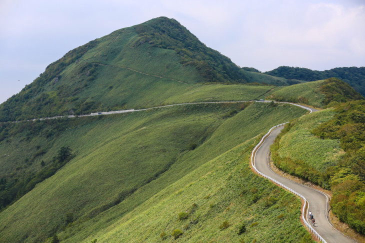 西日本のてっぺんを行く 石鎚山系を楽しむサイクリングマップが完成