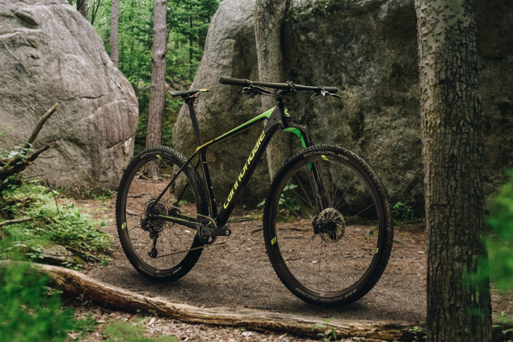 超軽量、高剛性のXCレーシングモデル キャノンデール F-Si World Cup