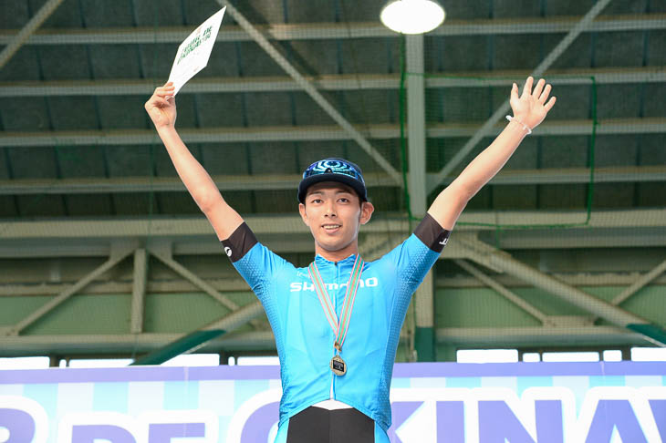 7位の中田拓也(シマノレーシング)がU23賞を獲得