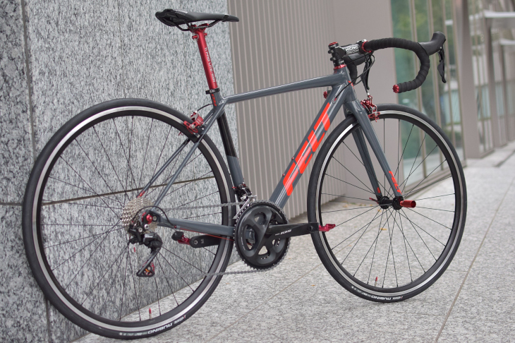 フェルト FR30 KCNCカスタムバイク