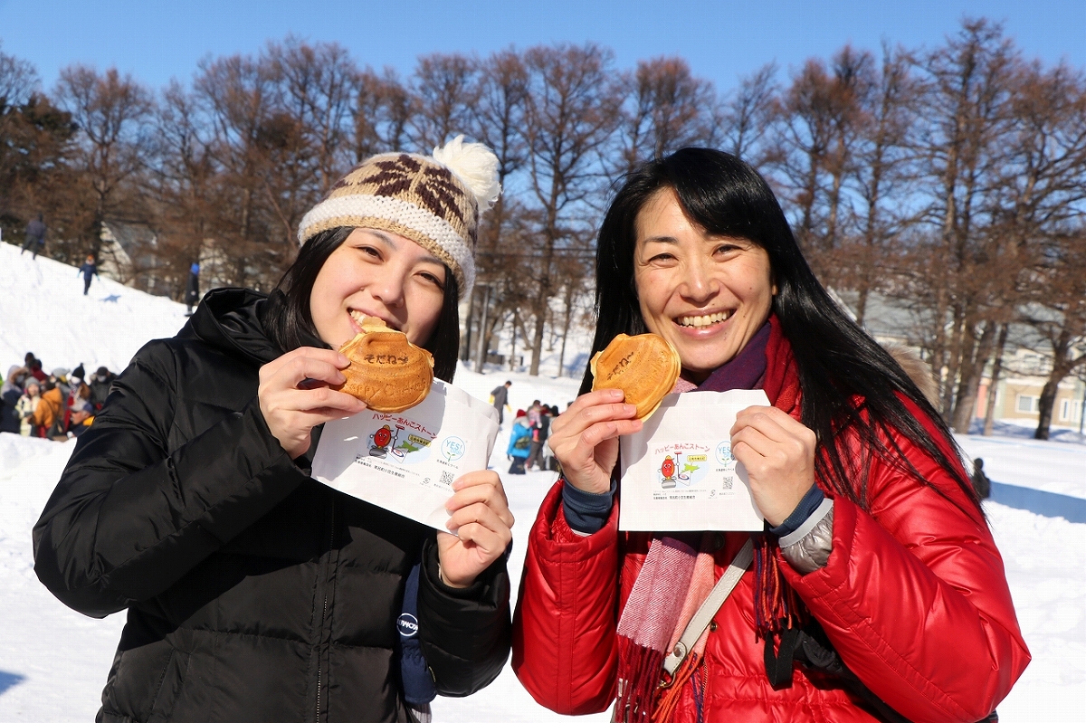 カーリング焼き美味しいんですよ。粉も餡子も道産素材!