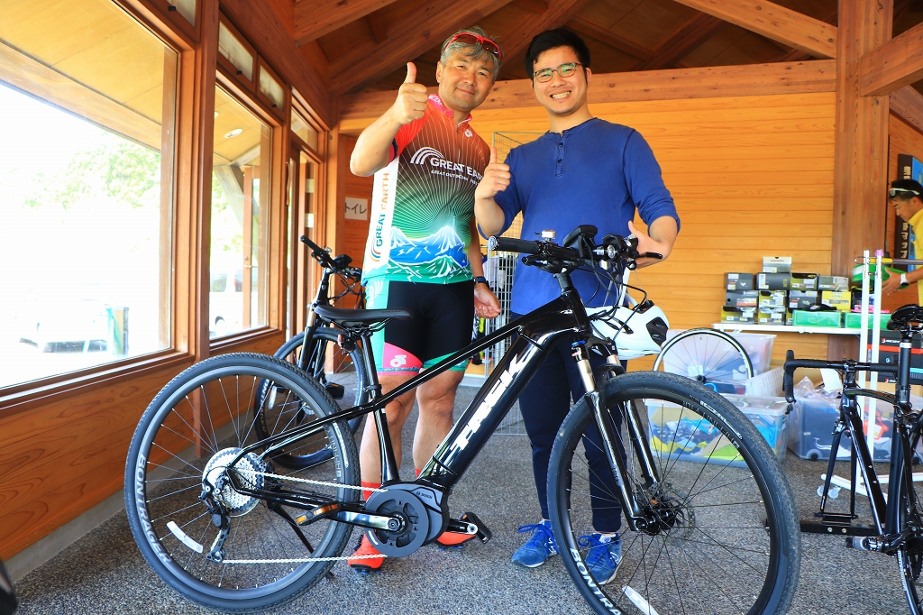 今回はE-BIKEのレンタルもありました 男鹿でレンタサイクルとして使用されているものなのだとか
