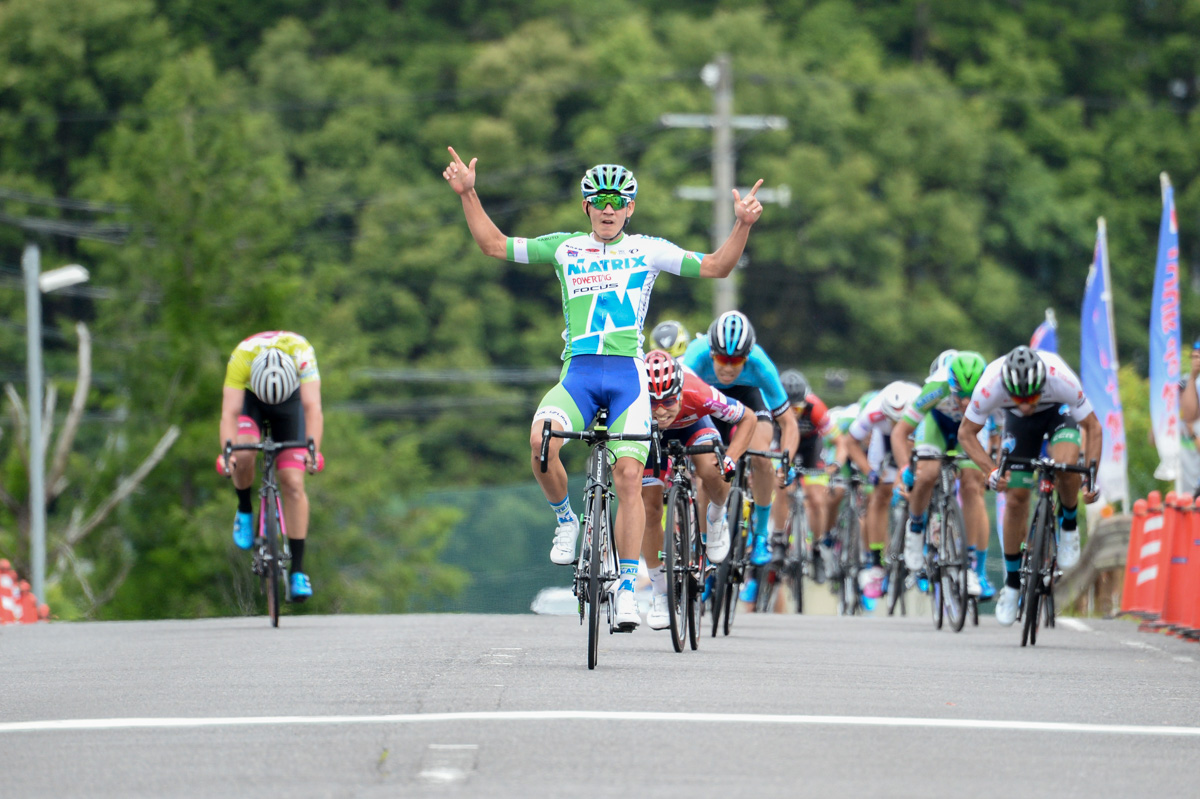 熊野第1ステージで優勝したオールイス・アルベルト・アウラール(マトリックスパワータグ)