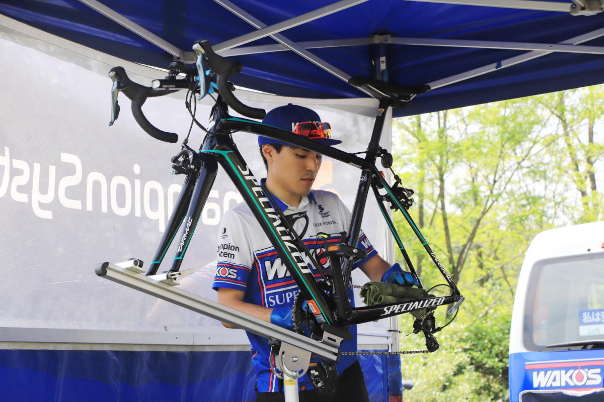 白馬エイドではWAKO'Sブースで洗車&メンテナンスのサービスも