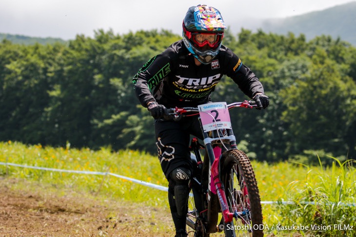 ダウンヒルエリート女子 優勝の岩崎美智恵(TRIPCYCLE GLOBAL RACING)