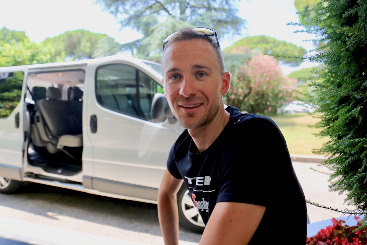 「新型Domaneはすごく気に入った。早くパヴェで試したい」と言うエドワード・トゥーンス(ベルギー、トレック・セガフレード)