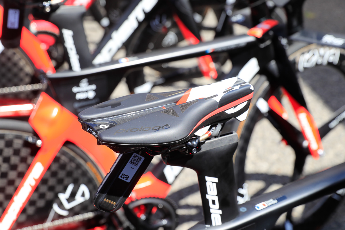 プロロゴのTT用サドルT GALE PAS CPC -TIROX-