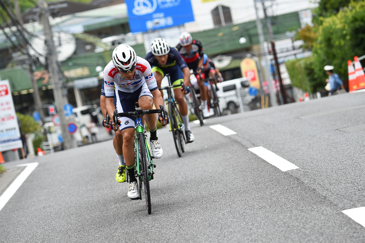 前日のクリテリウム2位の椿大志(キナンサイクリングチーム)が日本人最高位の5位