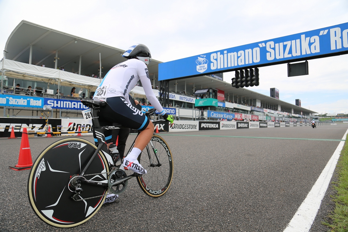 東コース1周2.2kmでタイムを競う