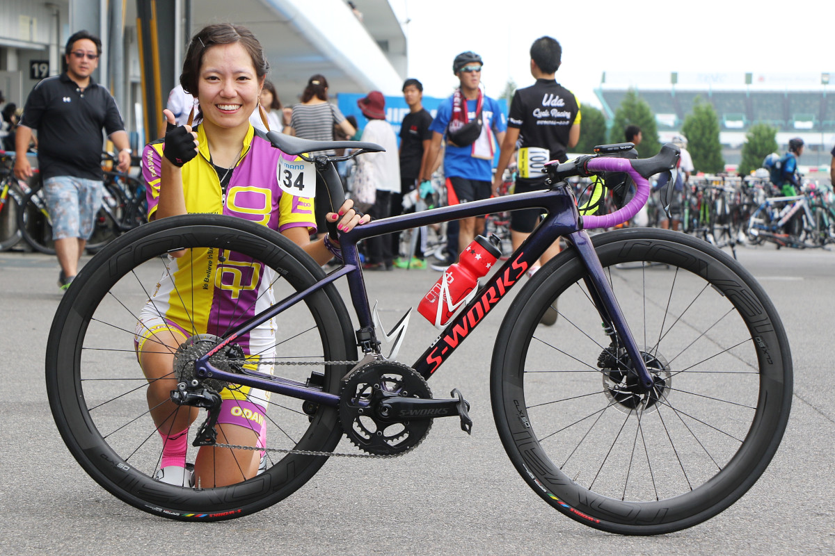今野真菜さん(エンドウ商会) スペシャライズド S-WORKS TARMAC DISC