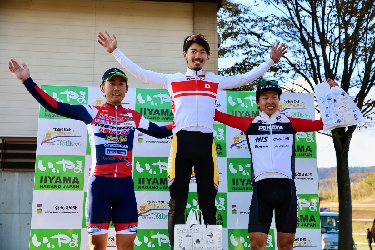 C1レース表彰台