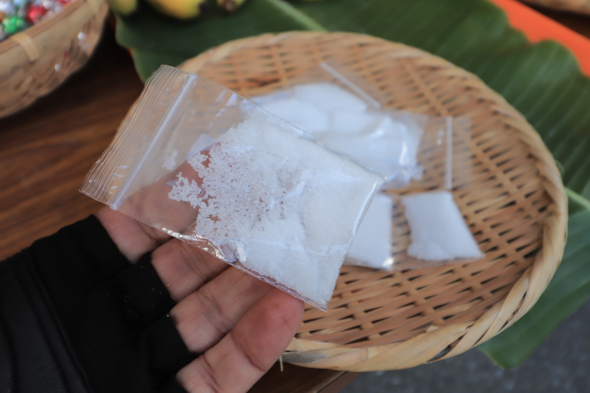 小分け袋の「まーす(塩)」は足攣り予防に嬉しい配慮だ