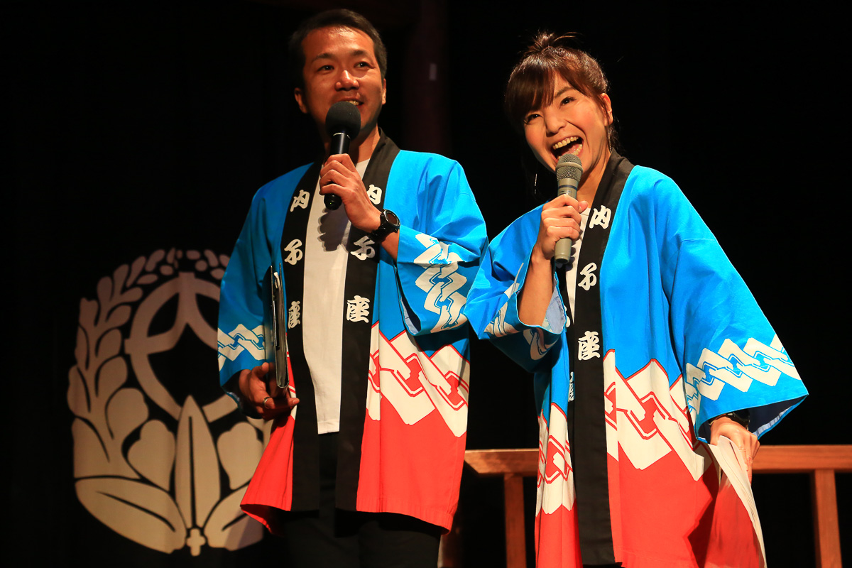 チームリアルのMCシンジさん&アケさんによる司会で有力選手のプロフィールが紹介される