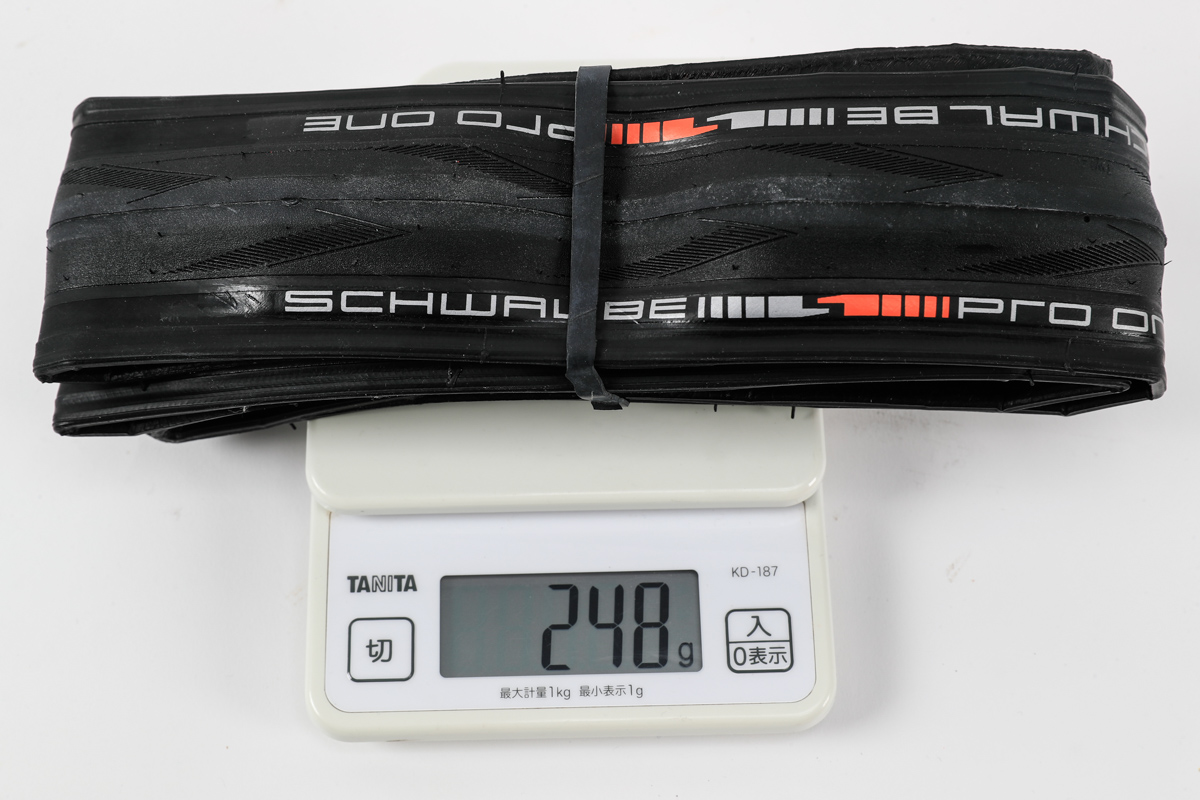 25Cの実測重量は248g(カタログ値245g)