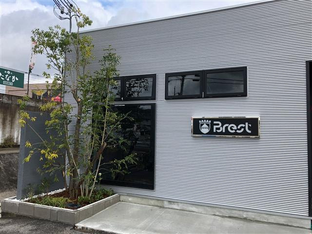 和歌山県岩出市に県内初となるスペシャライズドオンリーショップ「BREST(ブレスト)」が4月1日(水)にオープン