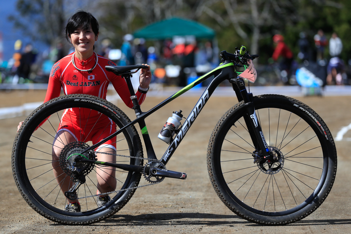 エリート女子優勝 早瀬久美(日本ろう自転車競技協会) メリダ BIG NINE9000