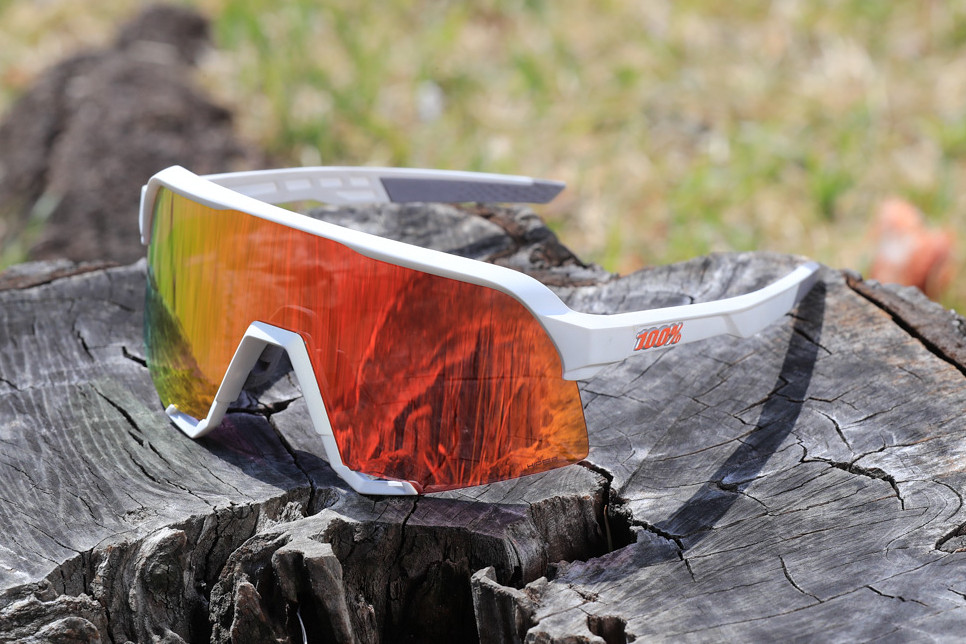 100% S3(Soft Tact White / HiPER Red Mulitlayer Mirror Lends)