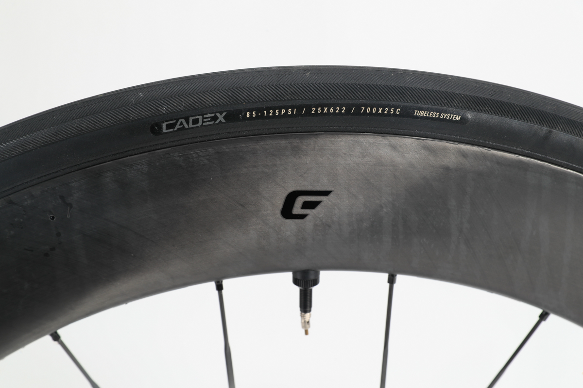 65mmディープリム+CADEX RACEチューブレスタイヤ