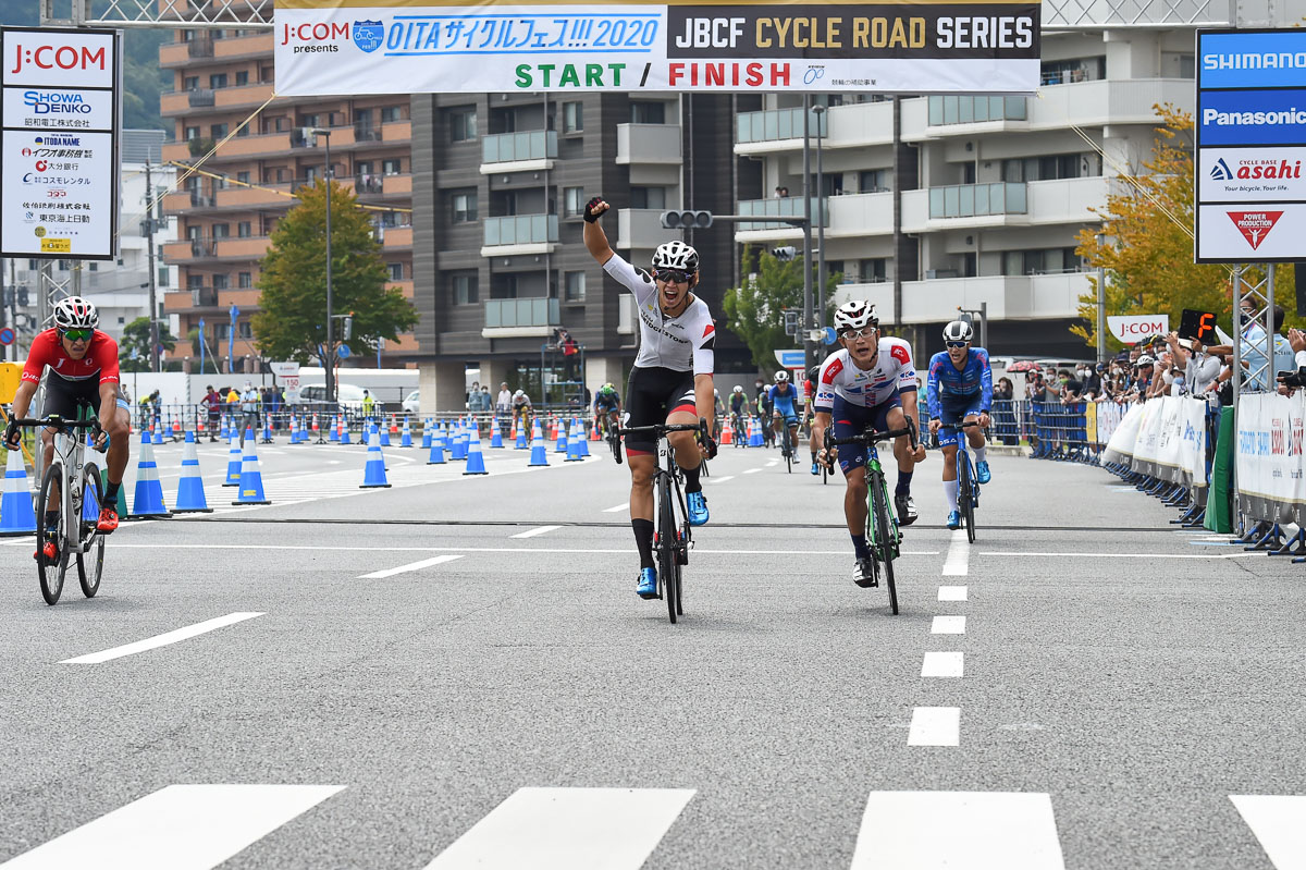 沢田桂太郎(チームブリヂストンサイクリング)がJプロツアー初勝利