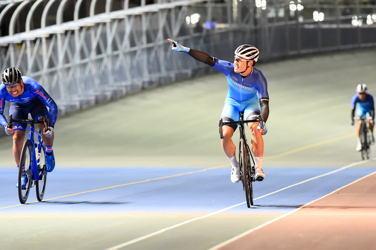 決勝戦 3ポイント目を一丸尚伍が獲ってシマノレーシングが宇都宮ラウンド連覇を決めた