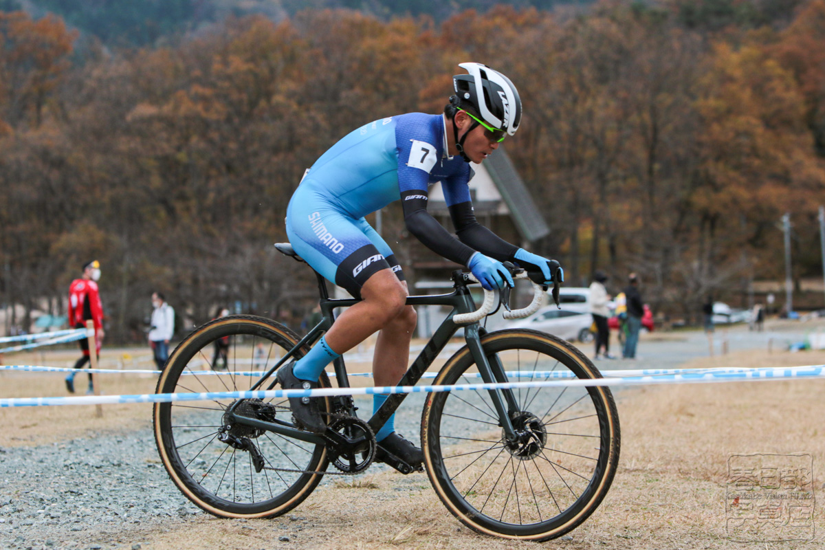 横山航太(シマノレーシング)はそろそろエリートレース表彰台の頂上に登りたいところ