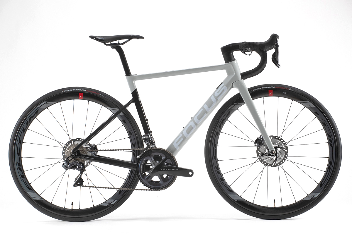 フォーカス IZALCO MAX DISC 9(LIGHT GRAY/BLACK)