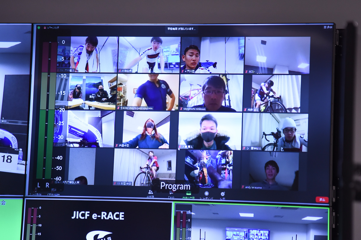 ZOOMで参加者と大会役員を繋いでのライダーズミーティング