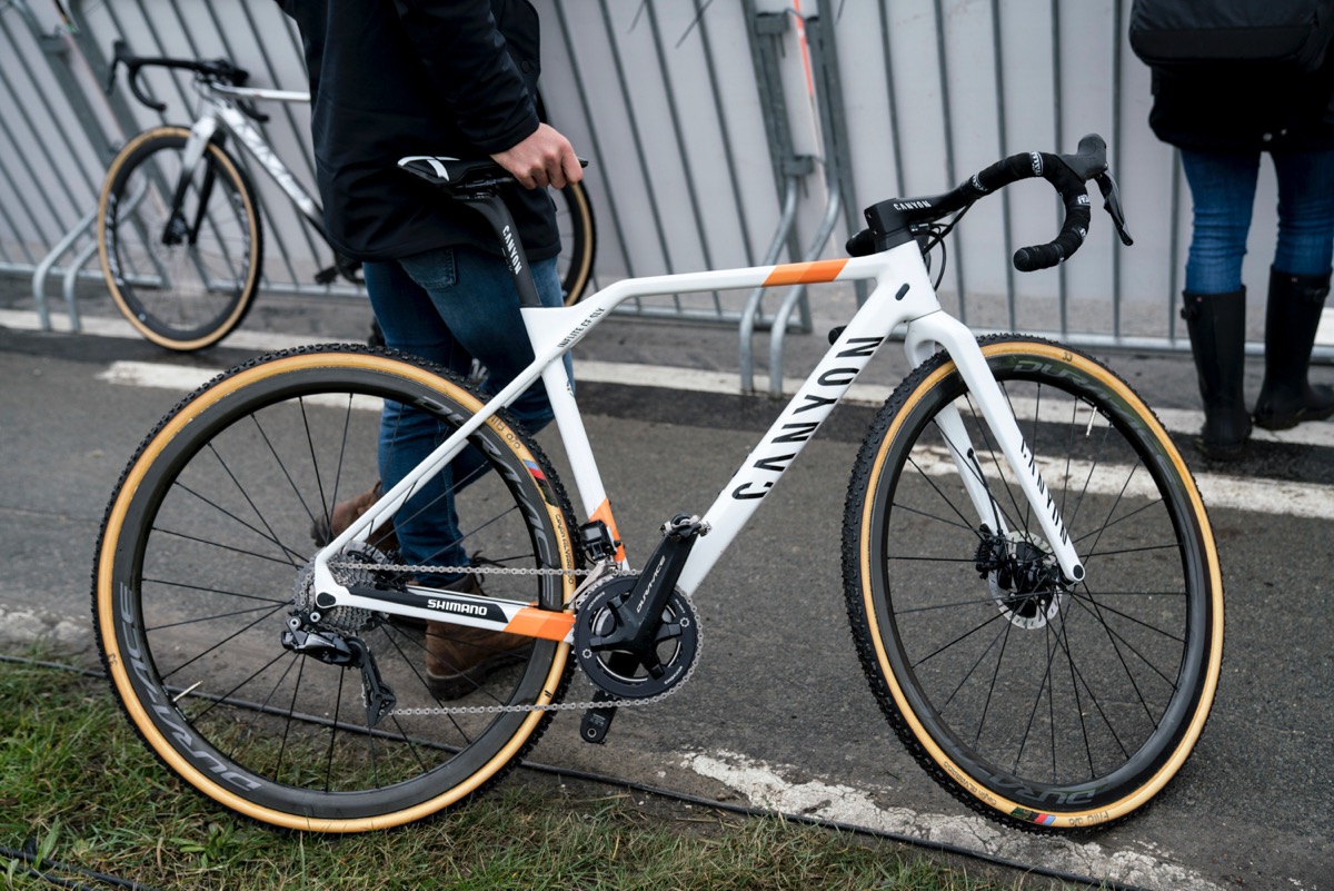 セイリン・アルバラード(オランダ、アルペシン・フェニックス)のキャニオン INFLITE CF SLX