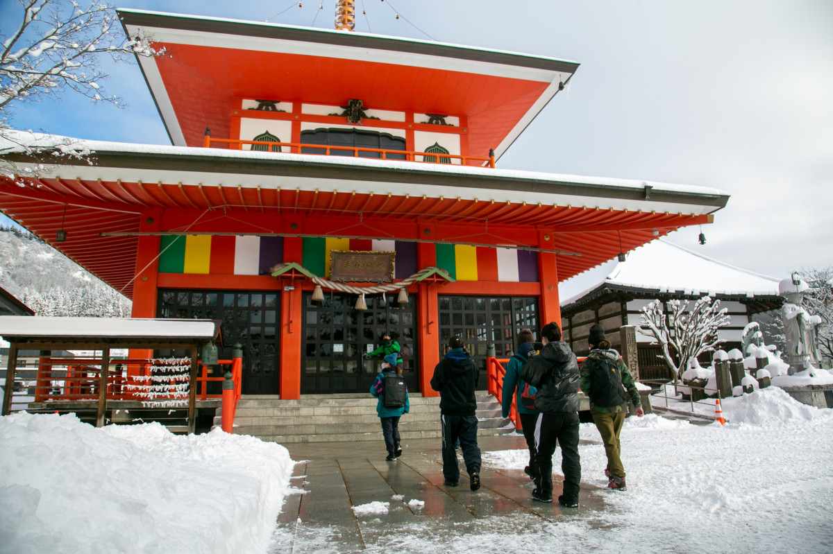 「大鰐の大日様」として知られる大円寺へ