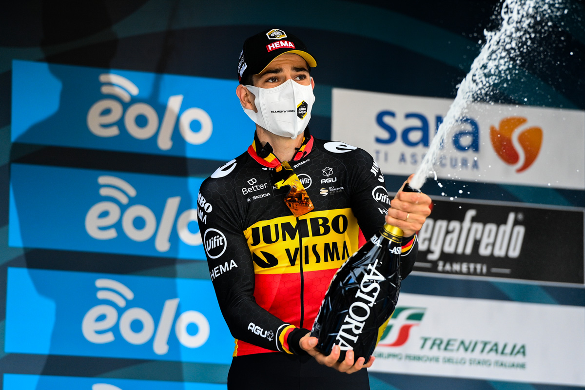ベルギーチャンピオンのワウト・ファンアールト(ベルギー、ユンボ・ヴィスマ)がステージ優勝