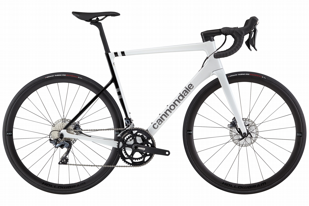 新グラフィックがあしらわれた キャノンデール SuperSix EVO Carbon Disc Ultegra