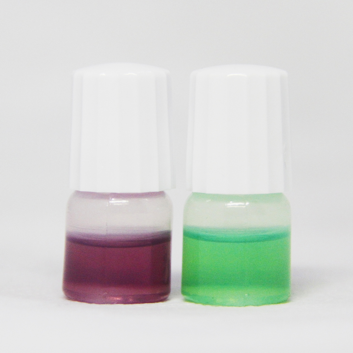 決戦用のviola(左)とトレーニング・悪天候用のverde(右)の2本セット