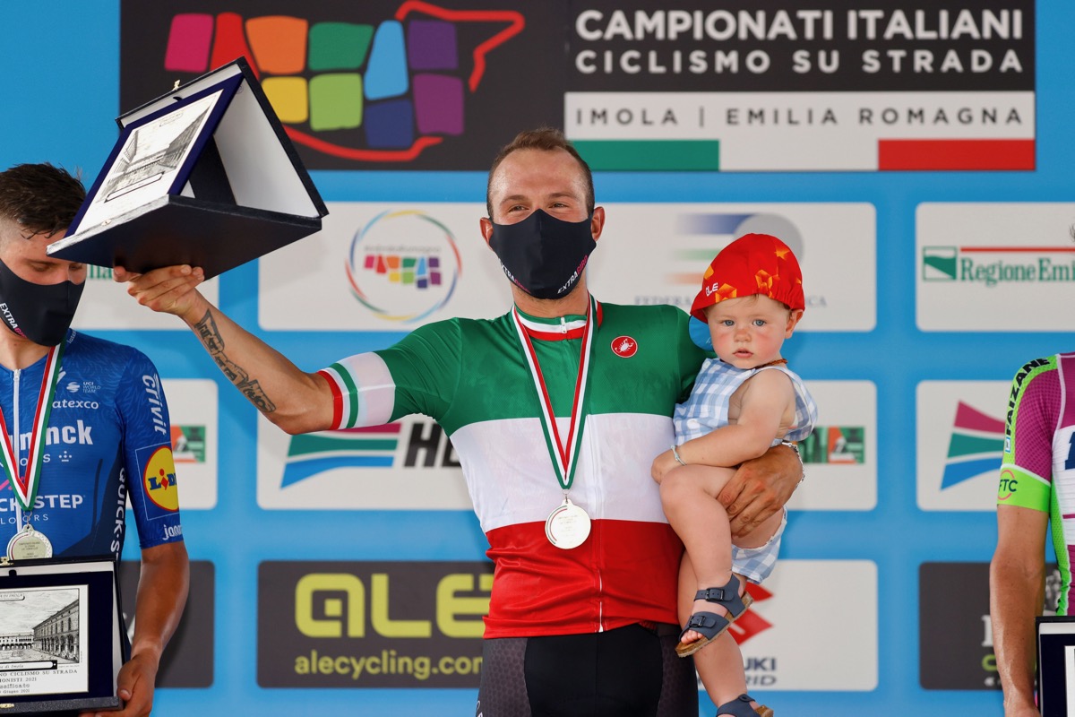 イタリア:ソンニ・コルブレッリ(バーレーン・ヴィクトリアス)が初優勝